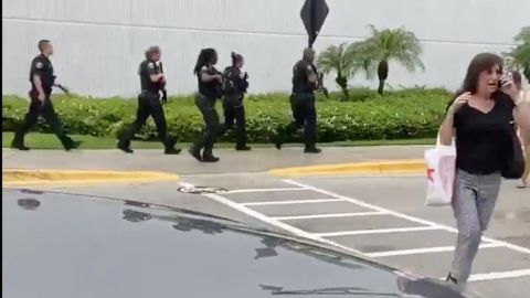 Un herido fue trasladado al hospital.