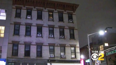 El edificio invadido en Williamsburg