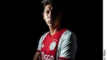 Edson Álvarez ingresó de cambio al minuto 88 en el Ajax vs. Waalwijk.