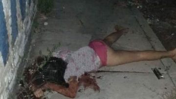 En el infierno del puerto turístico de Acapulco sicarios matan a mujer