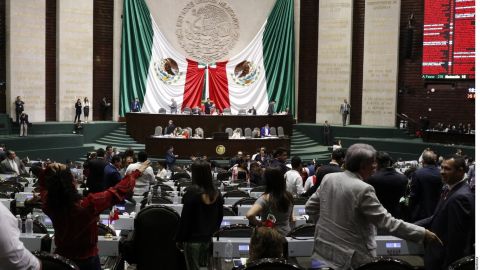 Se dio la guerra de declaraciones entre panistas y morenistas.