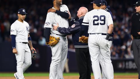 CC Sabathia se tuvo que retirar por lesión en el que seguramente será su último juego.