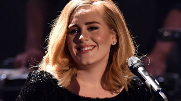COLOGNE, GERMANY - DECEMBER 06:  Adele attends the television show 2015! Menschen, Bilder, Emotionen - RTL Jahresrueckblick on December 6, 2015 in Cologne, Germany.  (Photo by Sascha Steinbach/Getty Images)