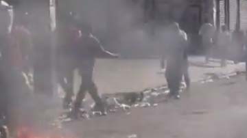El fuego ha llenado las calles de Haití como parte de las protestas.