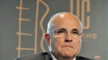 Giuliani se halla en el medio de una investigación de sus asociados.