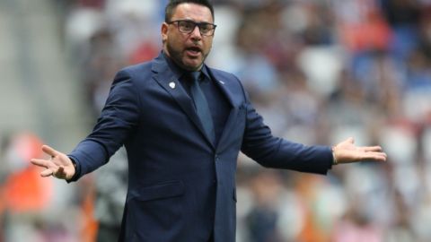 Antonio Mohamed no ha tenido buenos números desde que salió de Monterrey.