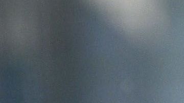 Dos Santos dijo que Vela tiene el nivel necesario para jugar en el Barcelona con Lionel Messi.