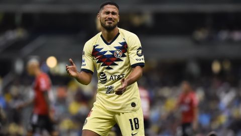 Aficionados de las Águilas se indignaron por una presunta burla del jugador tras la goleada.