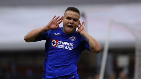 Ah, pero cuando le ganaron al América... todo era felicidad.