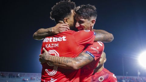 Los Tiburones Rojos consiguieron una victoria luego de 430 días.