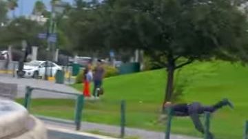 El infiel trató de alcanzar de esa manera a su pareja.