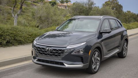 El Hyundai Nexo es uno de los pocos tres autos de hidrógeno en los Estados Unidos con celdas que se recargan por sí solas