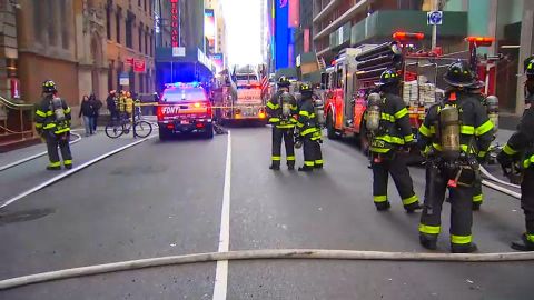 Bomberos en la zona