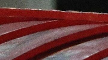 Neymar salió por una molestia al minuto 12 del partido.