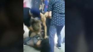 La pelea se registró en Tejutla, El Salvador.