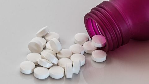pills-384846_1280