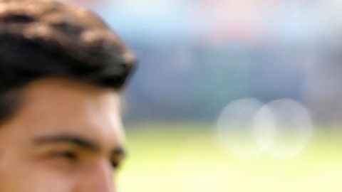 Hirving Lozano anotó un golazo en el entrenamiento.