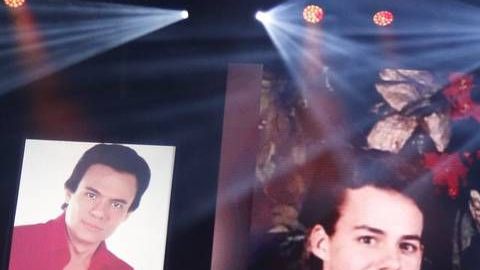 Rinden tributo a José José en el Zócalo