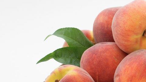 El jugo de melocotón es uno de los mejores remedios para laxar y depurar el organismo, es un desintoxicante natural poderoso y acelera la eliminación de toxinas, grasas y sales.