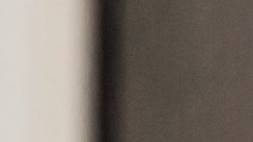 El hombre que puede rendirse fácilmente a los pies de una mujer es el que se acaba de mudar a una nueva ciudad o país.