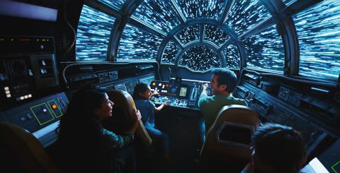 Interior de Millennium Falcon, en donde los pasajeros tomarán el control de la más veloz nave de la galaxia. Foto: Disneyland