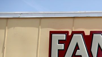 Estas tiendas tienen muchos trucos para reducir costos y darte un precio más bajo.