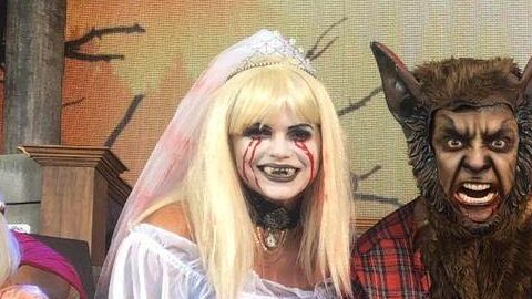 Un Nuevo Día en Halloween.