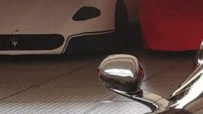 El autorregalo de "Ibra" es un Ferrari Monza SP2.