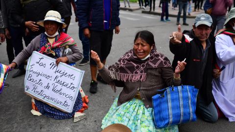 "Vamos a volver tarde o temprano", dijo Morales desde México.