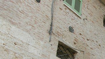 Fernando Iwasaki es un ejemplo viviente del español de las 'dos orillas'.