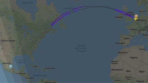 El vuelo regresó a Ámsterdam más de cinco horas y media después del despegue.