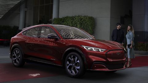 Ford Mustang Mach-E 2021, la primera SUV eléctrica de Ford