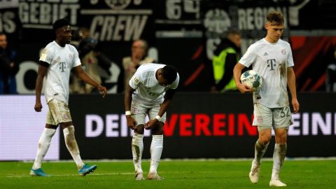 El Bayern Munich tuvo una tarde negra y cayó goleado en casa 5-1 ante el Eintracht Fráncfort