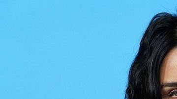 Aislinn Derbez.
