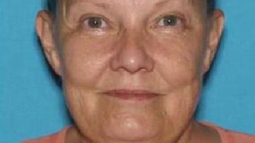 Las autoridades buscan a Barbara J. Watters, de 67 años.