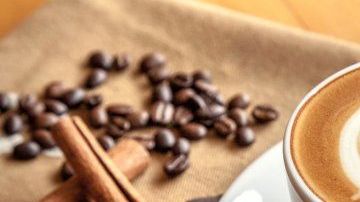 Preparar una buena taza de café es toda una tradición, disfruta el proceso y relájate.