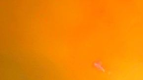 Las llamas se extienden hacia la carretera 154 esta madrugada al este de Painted Cave Road en el condado de Santa Barbara.