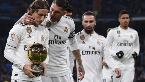 Luka Modric y Sergio Ramos compraron esculturas de hormigas a un artista londinense y serán parte de una mega obra de arte grupal.