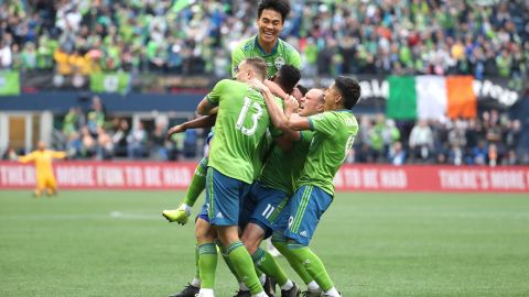 Seattle Sounders venció 3-1  al Toronto  para coronar una gran campaña.