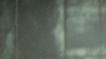 Barack y Michelle Obama repartiendo comida para la noche de 'Thanksgiving'.