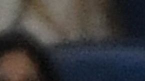 El delantero se fue llorando y fue consolado por los propios jugadores rivales que le pedían perdón.