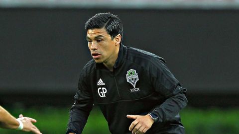 Gonzalo Pineda se ha convertido en un exitoso auxiliar técnico en la MLS.