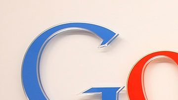 El hombre hasta usó colores similares a las del famoso buscador de internet.
