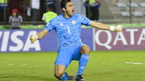 El portero Eduardo García que logró atajar tres tiros de los holandeses.