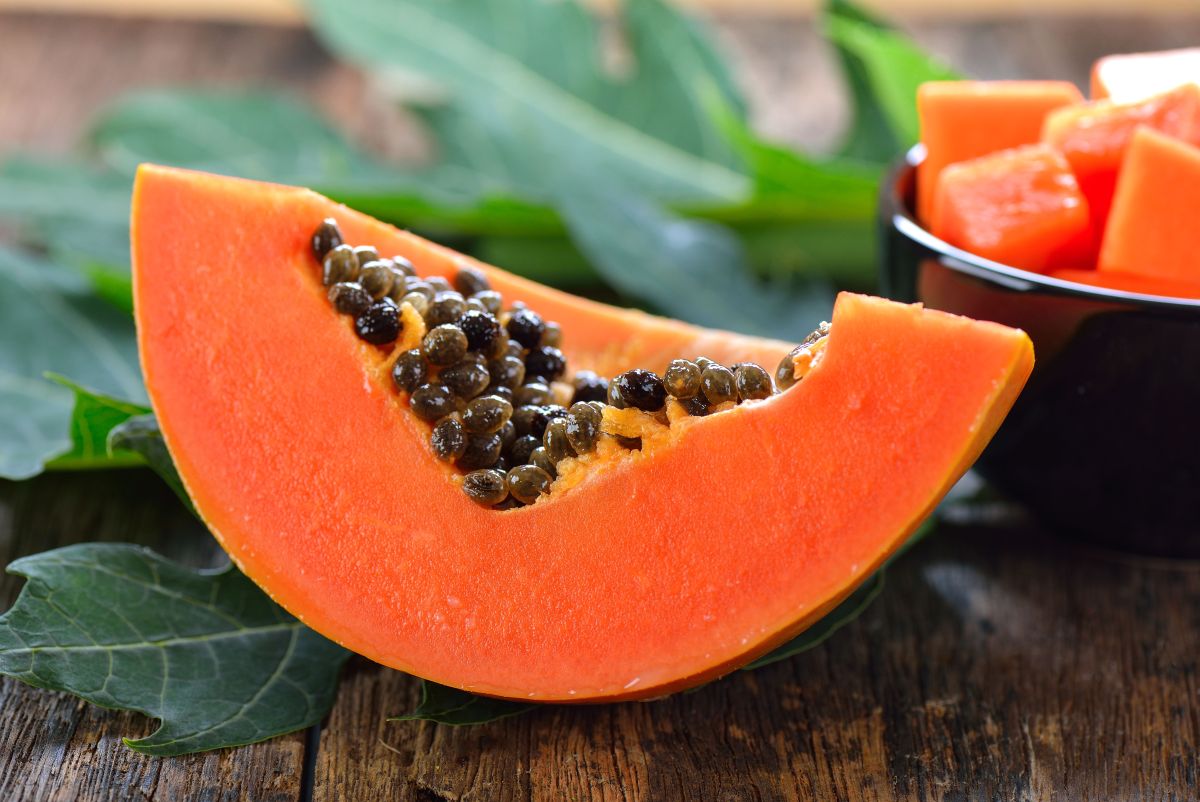 La combinación diurética y laxante de la papaya e infusión de flor de jamaica, es el combo perfecto para estimular la pérdida de peso.