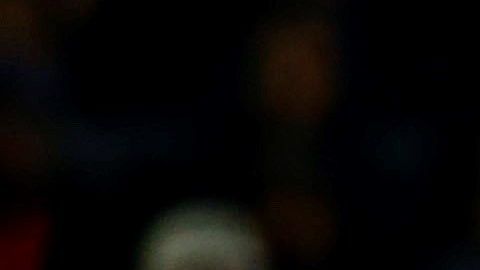 Ni con Messi. EL Barcelona se nota falto de ideas en ataque y muy titubeante en defensa.