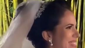 De alguna u otra forma, la novia estaba emocionada de poder hacer su sueño realidad.