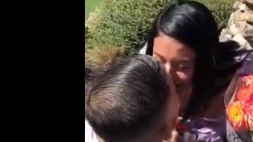 La joven fue presa de los nervios.