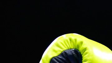 Floyd Mayweather anunció su regreso a los encordados para 2020 así que ya se especula quién será el bueno para enfrentarlo.