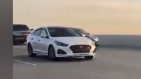 Alrededor de 20 vehículos participaron en el rescate.